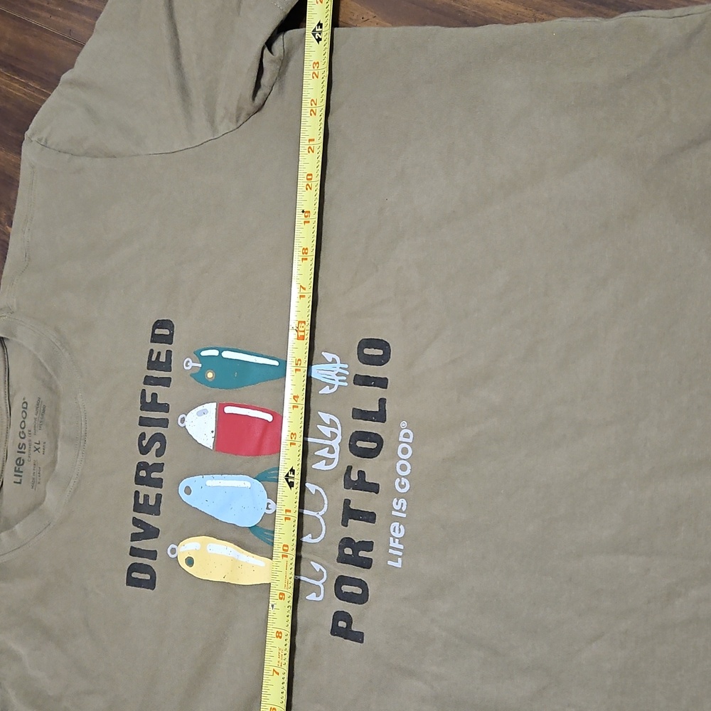 Life Is Good Graphic Tee - Picture 7 of 12